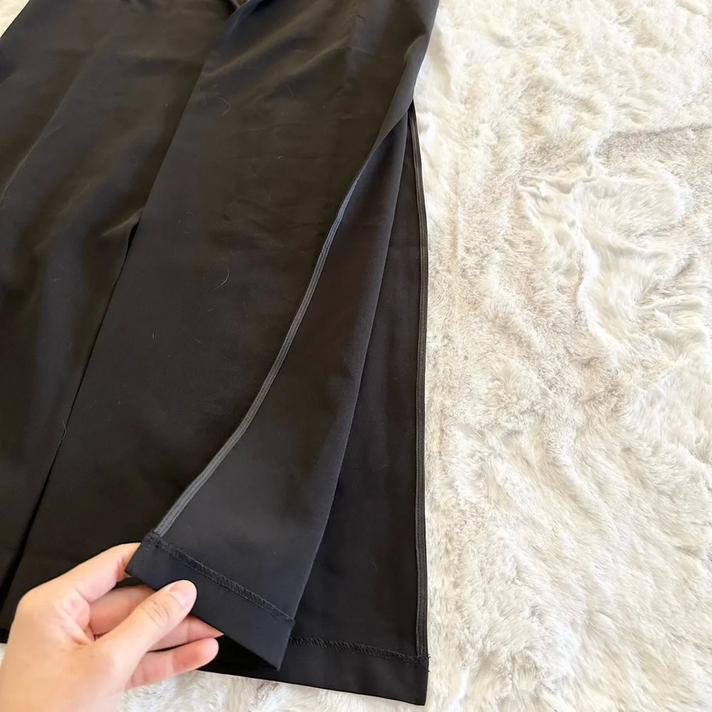 Brand TAHARI. Black. Size PL . Coat. - Picture 4 of 6